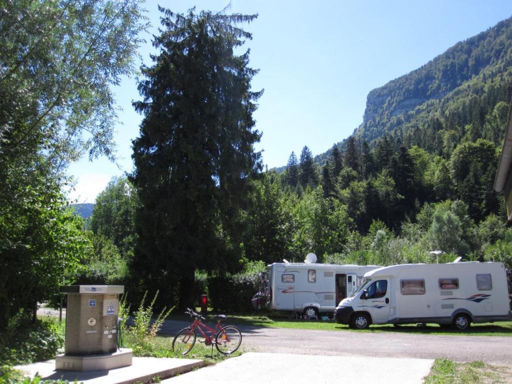 Olydea Camping Le Signal - Nantua Hotel Luaran gambar